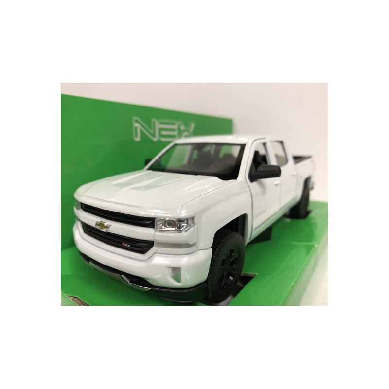 Chevy Silverado  2017, White 1-24 Scale Diecast by Welly