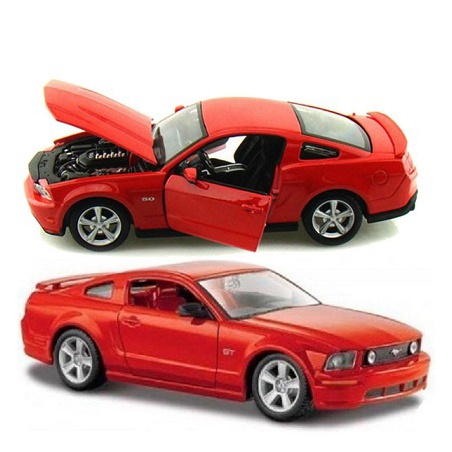 FORD MUSTANG GT 2006 IN 1-24 SCALE BY MAISTO SPECIAL EDITION