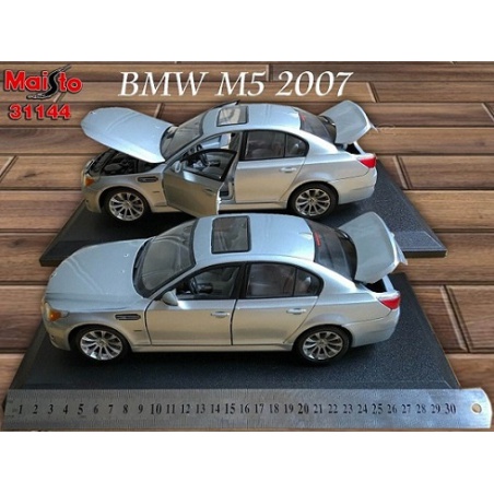 ماکت ماشین بی ام او  BMW M5 2007 by Maisto