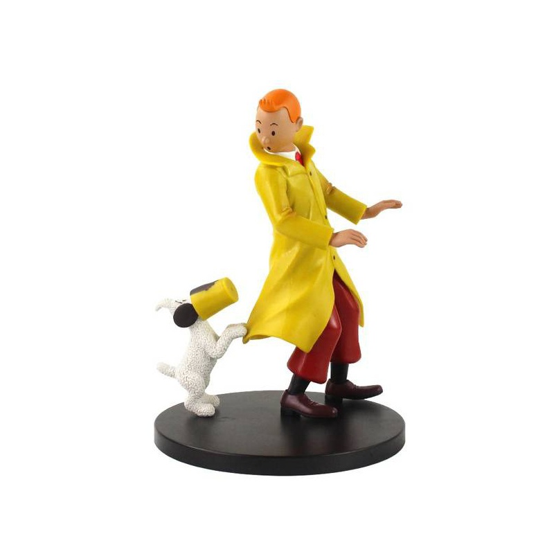 Tintin red armchair فیگور تن تن  به همراه میلو