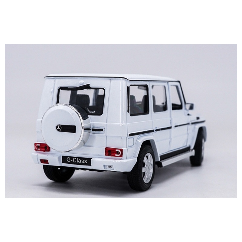 ماکت ماشین1/24  Mercedes Benz G Class GClass G500 G55 (White)