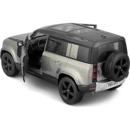 Land Rover Defender 110 2022 Bburago 1/24