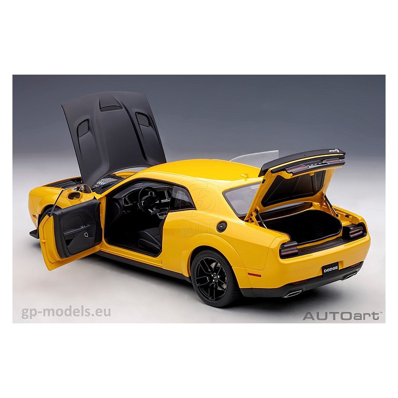 ماکت ماشین دوج چالنجر  Dodge Challenger SRT Hellcat Widebody AUTOart