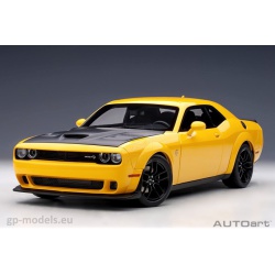 ماکت ماشین دوج چالنجر  Dodge Challenger SRT Hellcat Widebody AUTOart