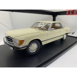 ماکت ماشین مرسدس بنز...