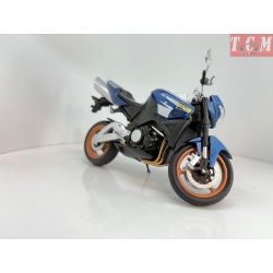 ماکت موتور سوزوکی بی-کینگ...